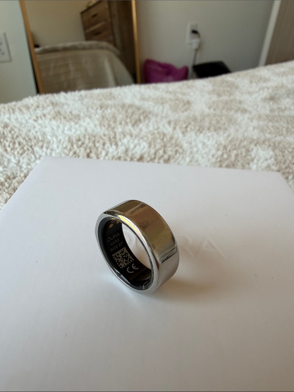 Oura Ring in Silver - Picture 5 of 5